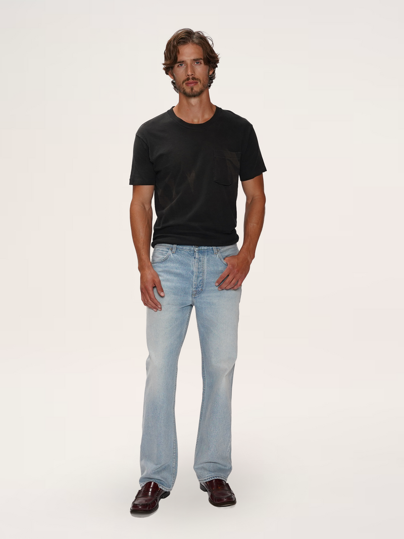 STRAIGHT LEG JEAN