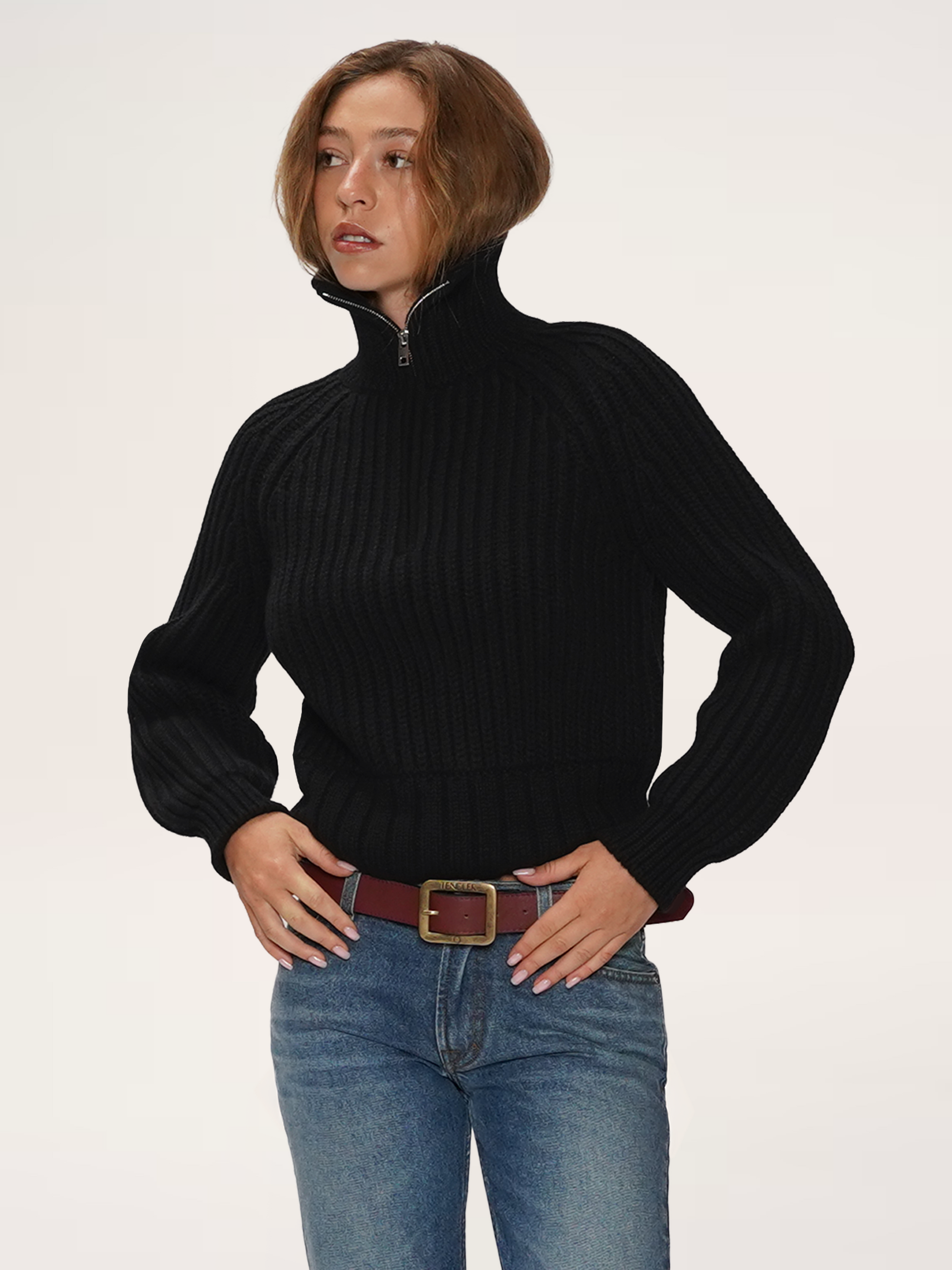HEAVYWEIGHT HALF-ZIP SWEATER