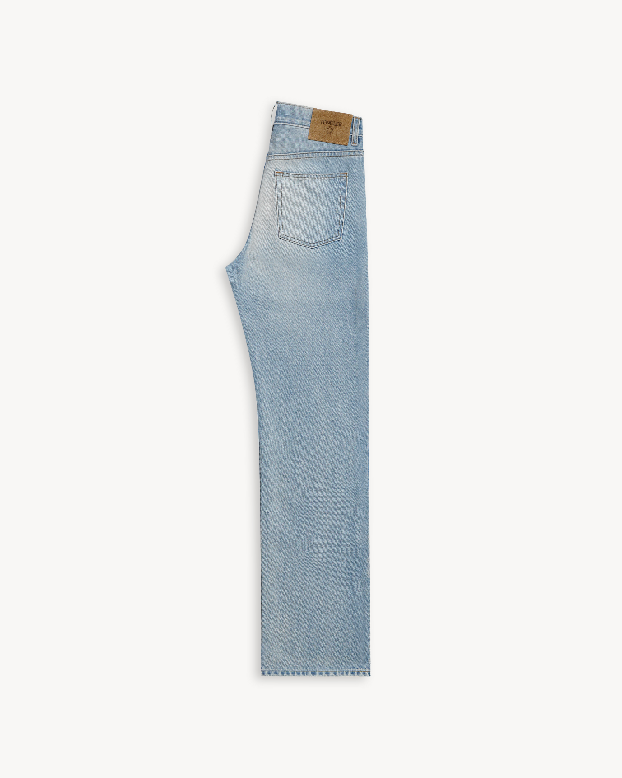STRAIGHT LEG JEAN