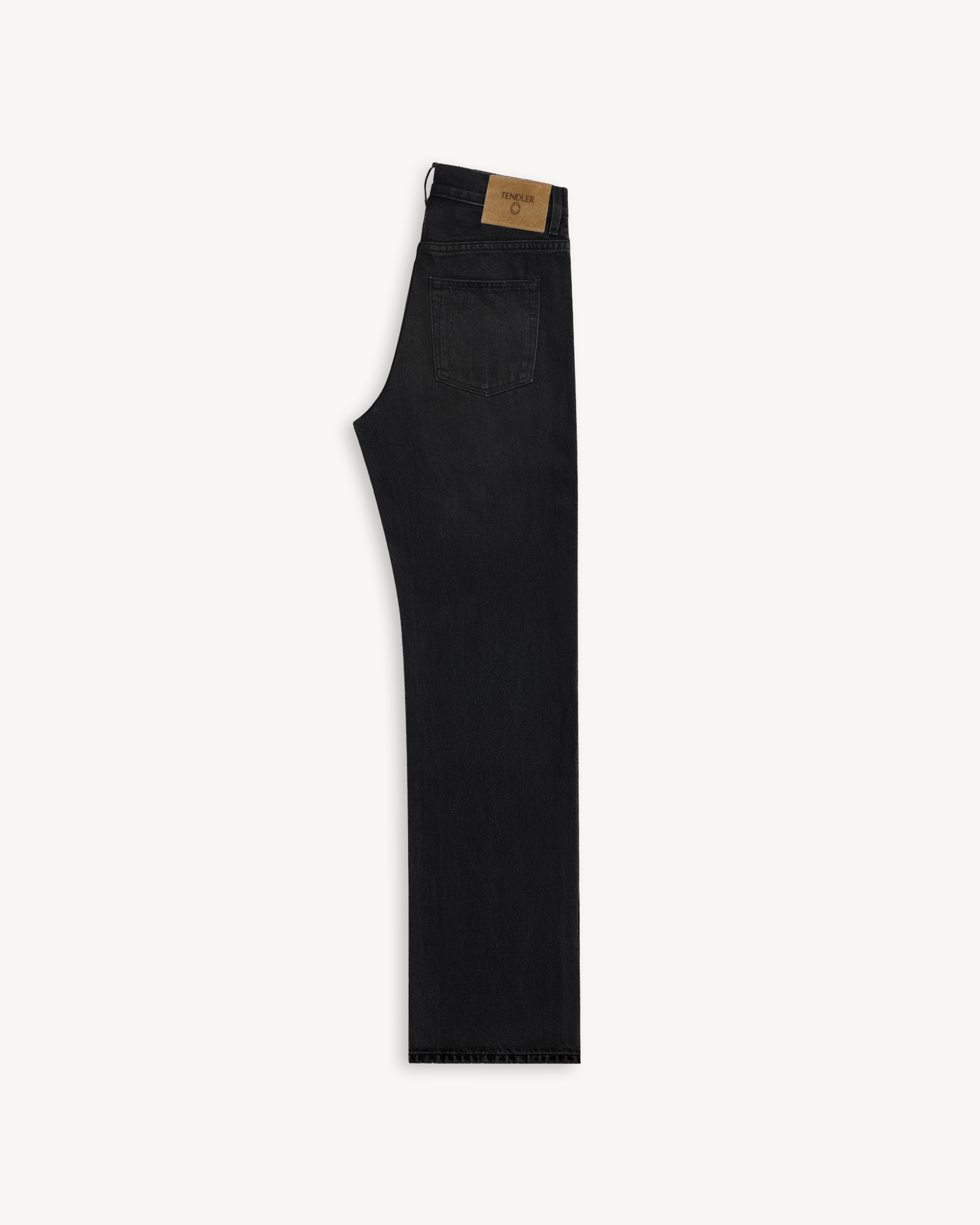 STRAIGHT LEG JEAN