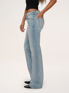 LOW RISE MINI BOOT JEAN